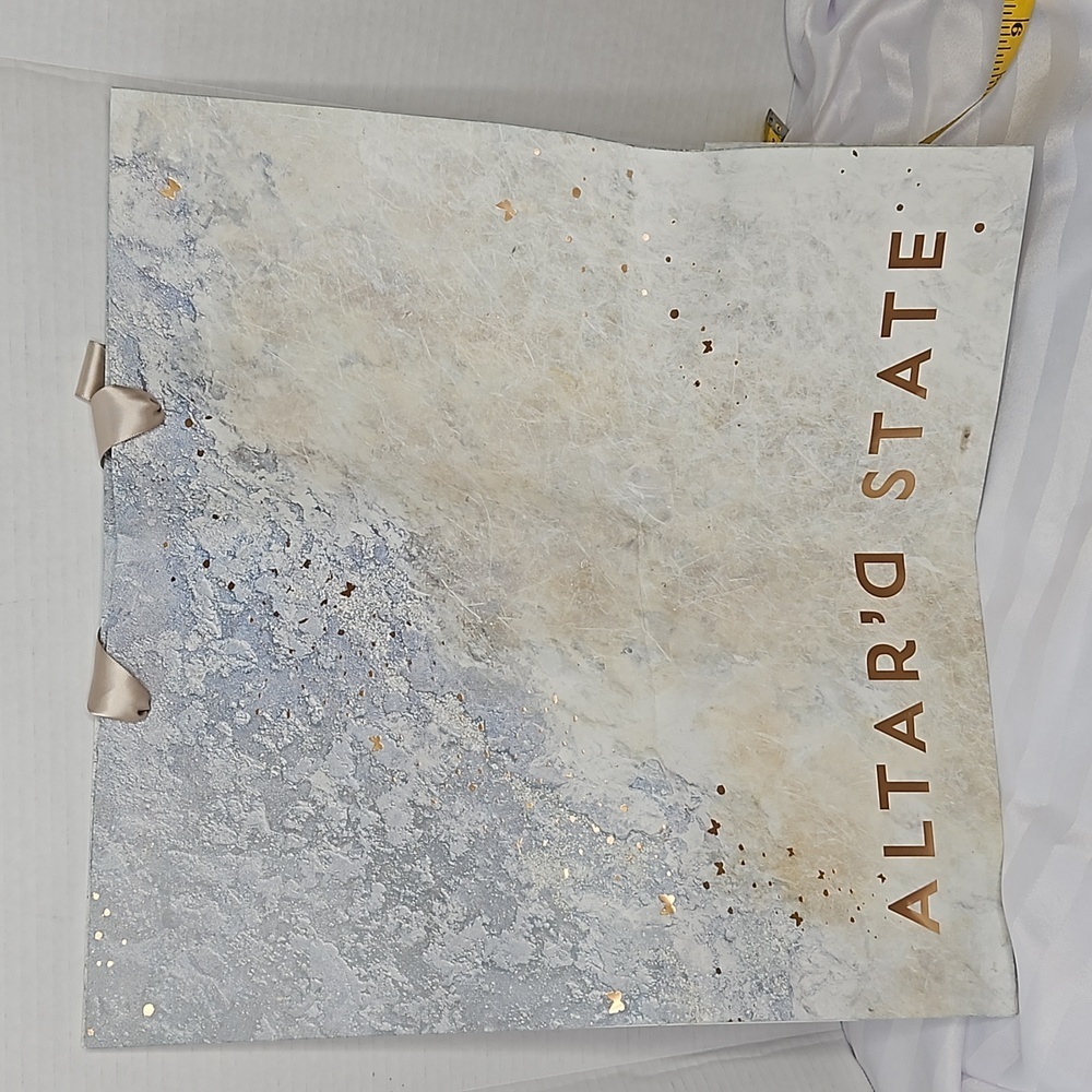 ALTAR'D STATE PAPER GIFT BAG 17X 17